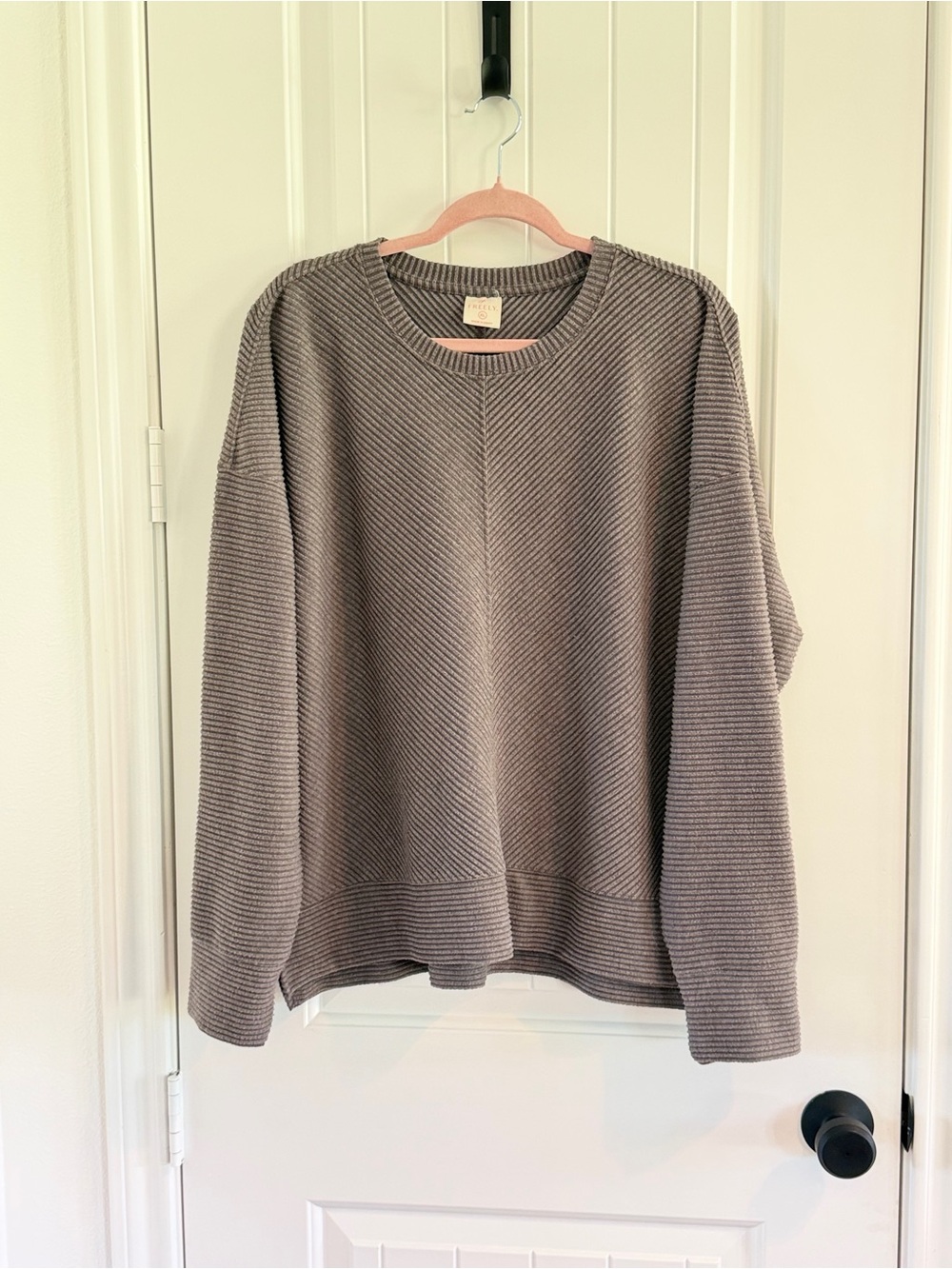 Freely Women’s Gray Ribbed Crewneck Sweater